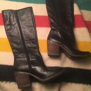 LUCKY BRAND - Black Leather Stacked Heel Boots